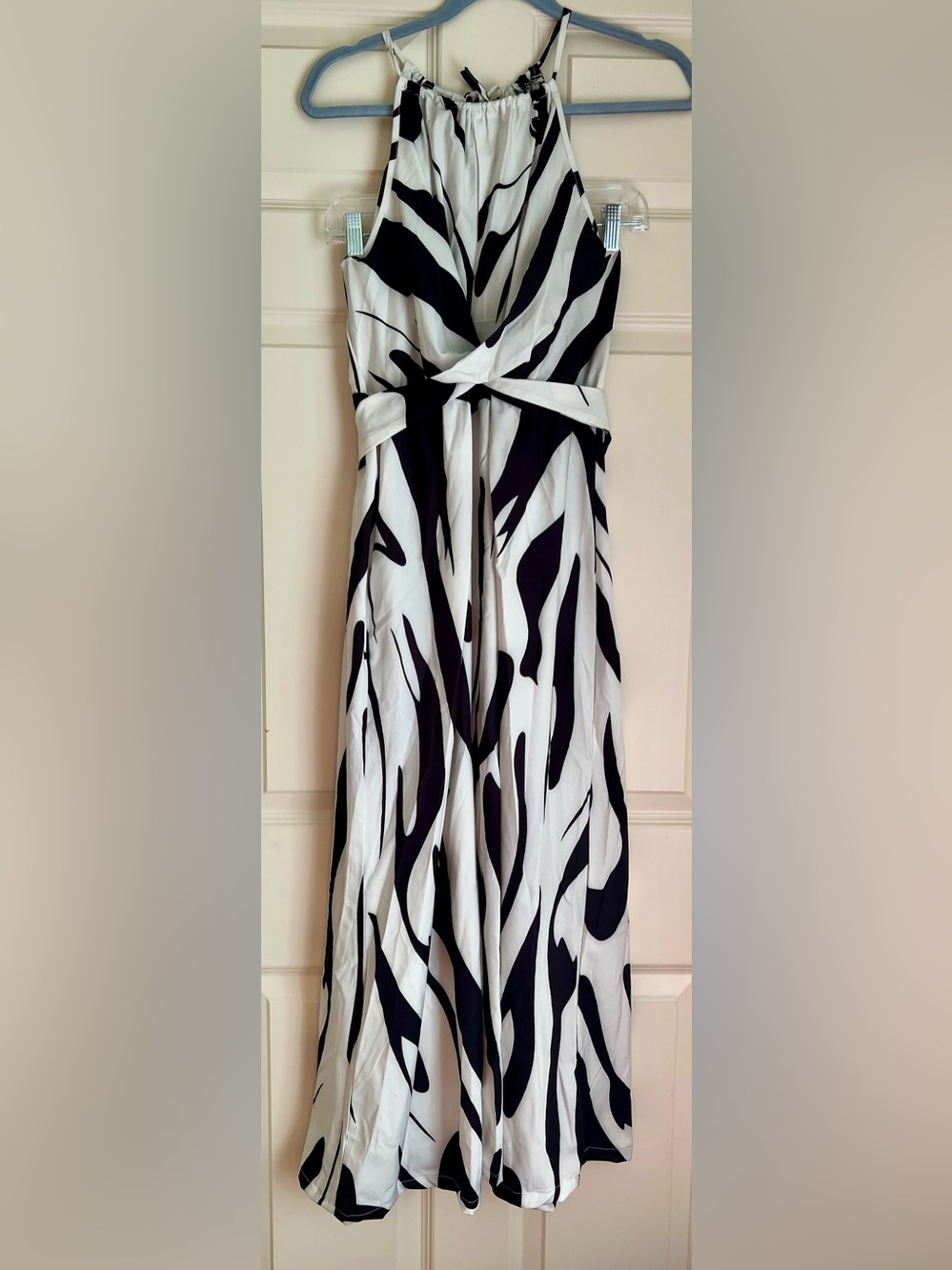 Sleeveless Halter Maxi Dress in Black and White Abstract Print - Picture 2 of 2